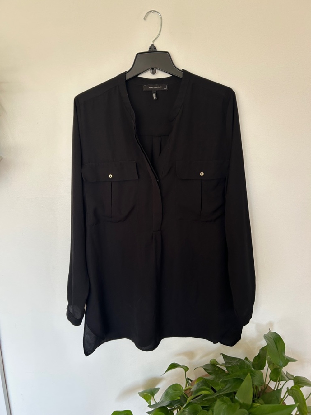Robert Rodriguez  Black Long-Sleeve Split-Neck Utility Blouse Size large
